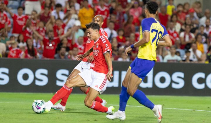 Benfica venceu Al Nassr