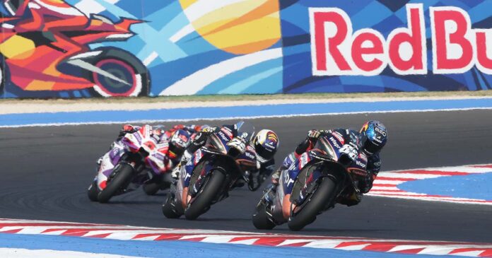 Miguel Oliveira em 12.º na corrida sprint do GP da Índia