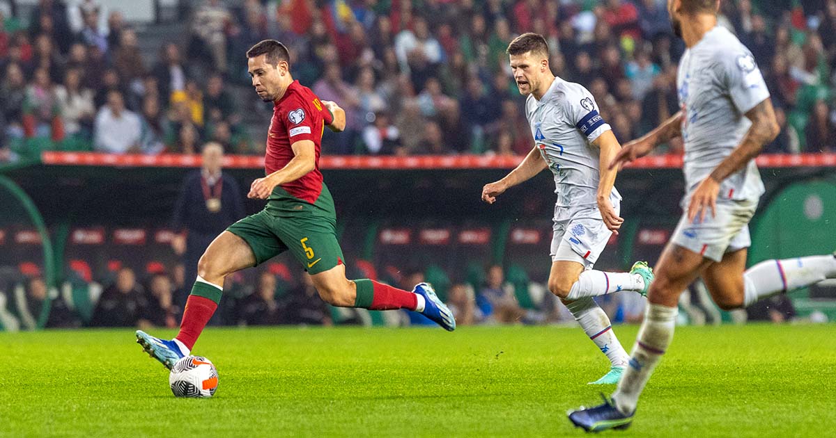 Portugal vence Islândia em Alvalade e termina qualificação com 10