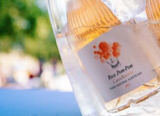 Rose Pom-Pom 2023 da Casa Relvas no top 50 dos melhores vinhos rosé do mundo de 2024 Rose Pom-Pom