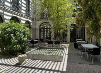 “É uma Esplanada”: Desfrute de um ambiente informal na serenidade do claustro do Museu de São Roque É uma Esplanada