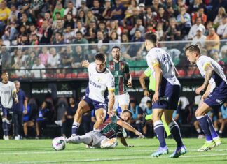 Vitória do Famalicão por 3-0 frente ao Estrela da Amadora Famalicão