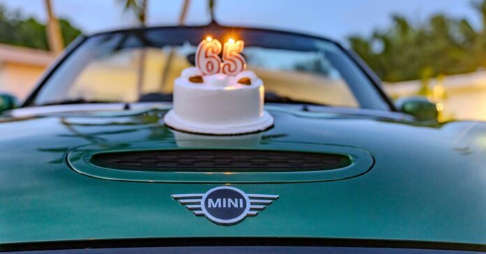 MINI 65 anos