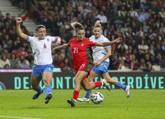 As seleções femininas de Portugal e da Chéquia empataram a uma bola no Dragão Portugal Chéquia