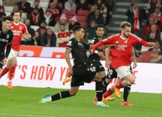 Benfica venceu Vitória SC e aproxima-se da liderança do Campeonato Benfica Vitória SC