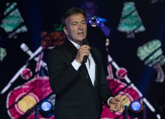 “Na Pressa dos Dias” junta Tony Carreira e Mariza em dueto intenso Tony Carreira