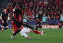 Benfica cai frente ao Barcelona e complica a vida na Liga dos Campeões Barcelona Benfica