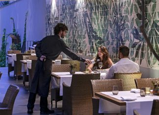 Bistrô4: A Joia Gastronómica do PortoBay Liberdade PortoBay Bistrô4