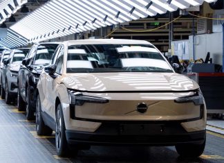 Volvo arranca produção do novo EX30 na Bélgica para responder à forte procura europeia EX30