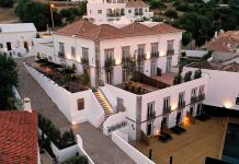 Colégio Charm House: História e charme no coração de Tavira Colégio Charm House