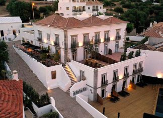 Colégio Charm House: História e charme no coração de Tavira Colégio Charm House