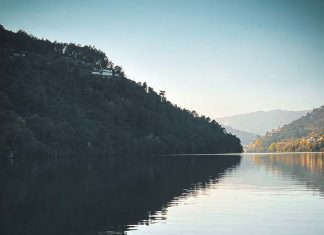 Atividades náuticas no rio Douro atraem turistas de todo o mundo rio Douro