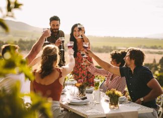 Verão à Mesa: 10 vinhos leves e frescos para acompanhar os dias quentes vinhos de verão