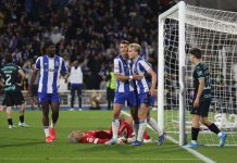 FC Porto vence o Estoril e reforça candidatura ao título Estoril FC Porto