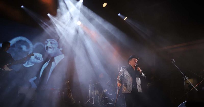 Herman Jos&eacute; Festas de Abril