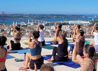 Yoga em Lisboa: uma aula gratuita com vista panorâmica a 174 metros de altura Yoga em Lisboa