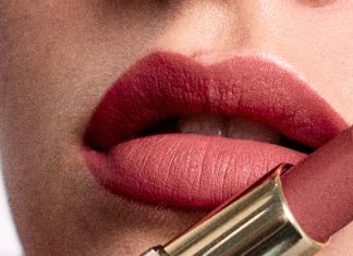 Tendências de maquilhagem: KIKO MILANO reinventa o acabamento mate com novas fórmulas Lábios com batom de acabamento mate, uma das tendências de maquilhagem destacadas pela KIKO MILANO