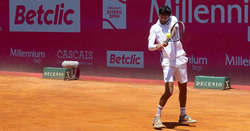 Titouan Droguet durante o Millennium Estoril Open 2026