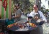 Chef Noélia Jerónimo dá voz a uma cozinha com história e raízes no Algarve Chef Noélia Jerónimo junto às brasas durante o Chefs on Fire em Cascais