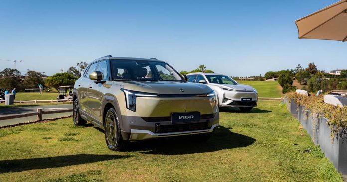 Dongfeng VIGO e Dongfeng MAGE durante a apresentação dos dois modelos em Portugal