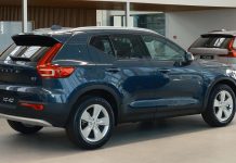 Volvo no Porto entra numa nova fase com investimento de 5 milhões da JOP Volvo no Porto com XC40 e XC60 expostos em showroom da marca