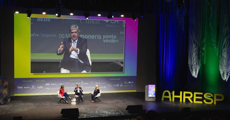 Congresso da AHRESP 2026 com Pedro Machado, secret&aacute;rio de Estado do Turismo, em Lagoa
