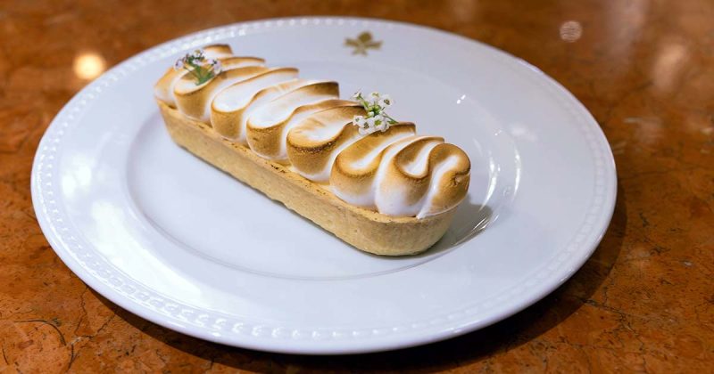Tarte de lim&atilde;o merengada do Bistr&ocirc; Olympia, restaurante do Hotel Olympia Lisboa