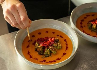 Jovem Talento da Gastronomia 2026 coloca 48 jovens à prova em oito categorias Preparação de um prato de cozinha no âmbito do Jovem Talento da Gastronomia