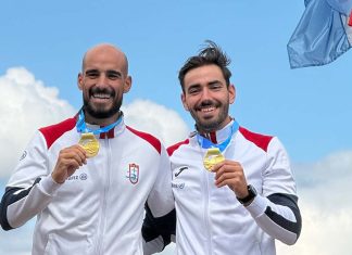 Portugal no Mundial de Maratona faz história com nove medalhas e quatro títulos Portugal no Mundial de Maratona: Rui Lacerda e Ricardo Coelho exibem as medalhas de ouro conquistadas em C2 sénior