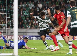 Sporting perde em Alvalade frente ao LASK Linz na Liga dos Campeões Sporting perde em Alvalade por 2-3 frente ao LASK Linz, num jogo da Liga dos Campeões marcado pela eficácia austríaca